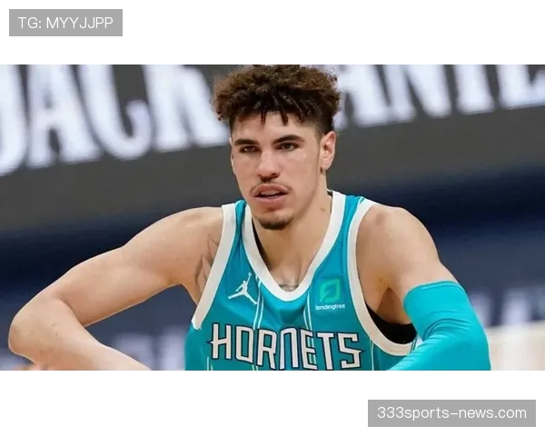 拉梅洛·鲍尔无球跑动串联进攻，改变黄蜂战术节奏