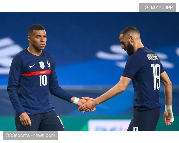 格列兹曼与本泽马：战术角色与终结效率的结构差异分析