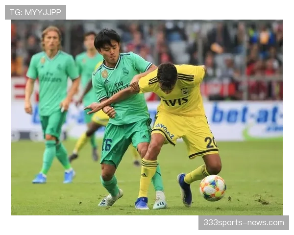 久保建英在高位压迫体系中的回防与拼抢贡献分析